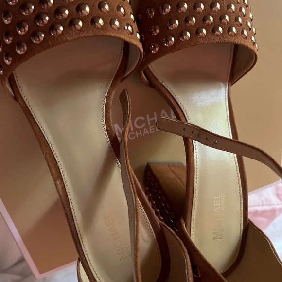 Michael Kors sandals - Picture 1 of 4